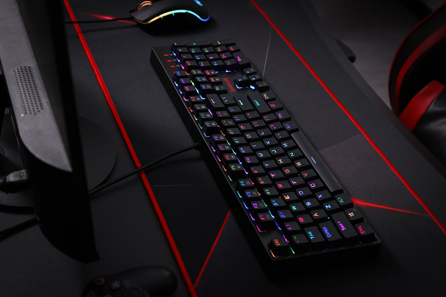 Redragon K582 SURARA RGB LED Backlit Mechanical Gaming Keyboard with304 Keys.jpg