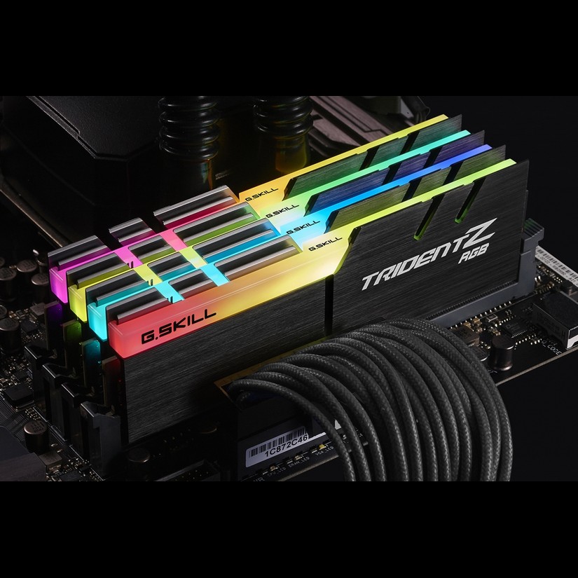 G.Skill 32GB (4x 8GB) F4-3000C14Q-32GTZR Trident Z RGB 3000Mhz CL14 DDR4 RAM