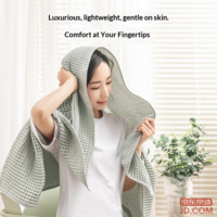 708e8e6daf7e0824-f-w_200