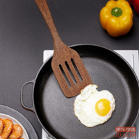 f49ea51126e32bd7-w_200