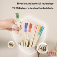 00fa42de0a6c234d-f-w_200