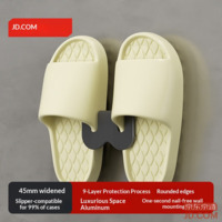 82d43fc5c3943a19-f-w_200