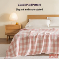 cc68b2ec9d2b7f40-f-w_200