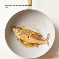 107e2b63a216eee2-f-w_200