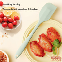 2af0df5fd6861566-f-w_200